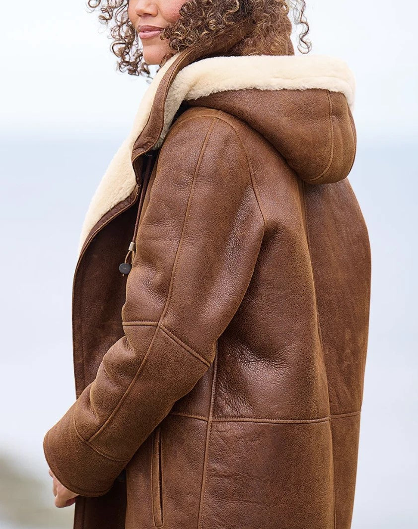 Clara | Timeless Hooded Winter Coat